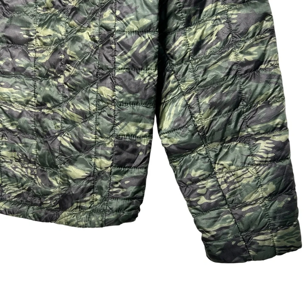 The North Face ThermoBall Camo Puffer Jacket Lightweight Men’s Medium
